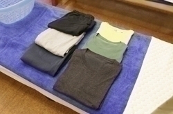 治療の際の着替えを一新いたしました。