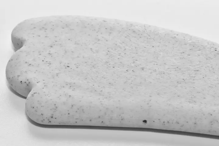 カッサのやりすぎに注意!起こりうる副作用と正しい使い方